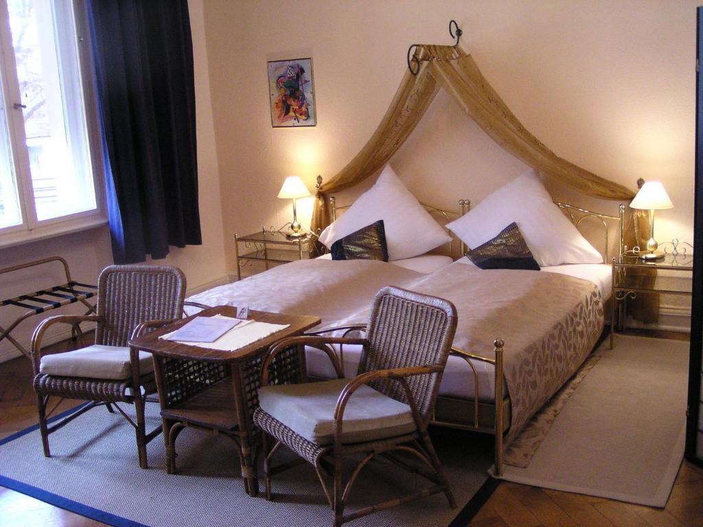 Hotel Pension Senta Berlin Ruang foto